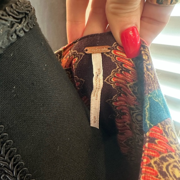 Free People | Boho Leopard Print Tie-Sleeve Blouse | Size Small - Picture 10 of 11